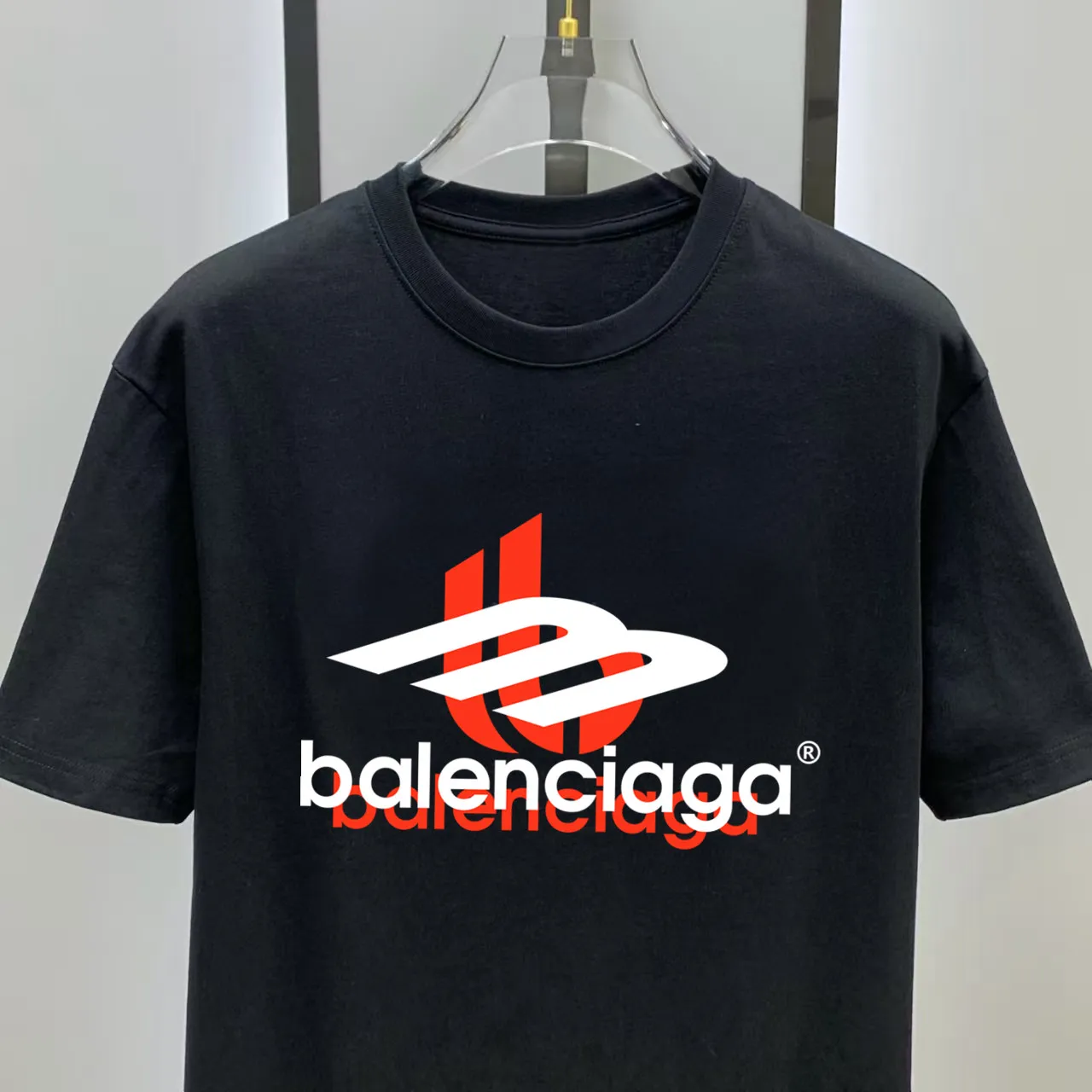 # 2026 New Arrival New Arrival T Premium ！ logo Premium 250 . . . . . ！ ！ ：Black。White！ Sizes： S M L XL XXL ：50 52 55 58 61 ：69 71 73 75 77 ：48 50 53 56 58 ：22 22.5 23 23.5 24 ， 1-3CM